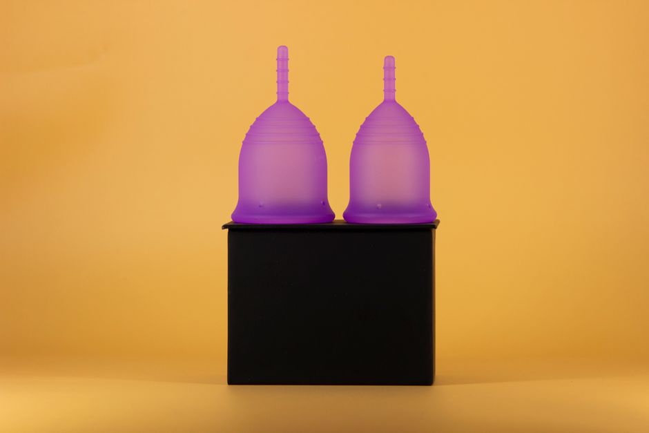 Muscular menstrual cup Anime-themed hygiene product - 刃牙、異色のコラボでネット騒然!「史上最強の月経カップ」登場か?