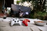 PlayStation and Xbox, Gaming subscription screen - ソニーとマイクロソフト、ゲームサブスク戦略に「優しい手腕」：真逆の価格調整の裏側