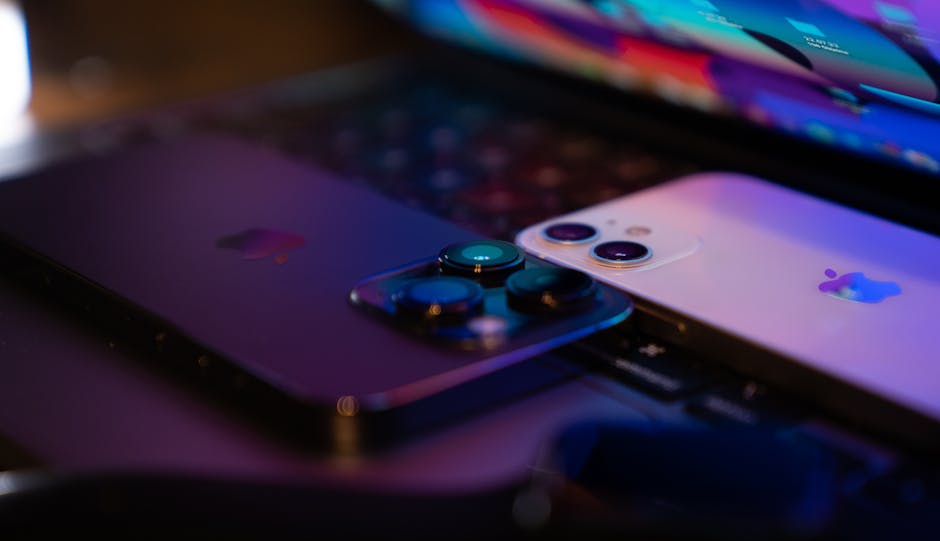 Apple foldable phone - 「iPhone Ultra」登場か？！ iOS 27コードから見えたApple折りたたみスマホの全貌
