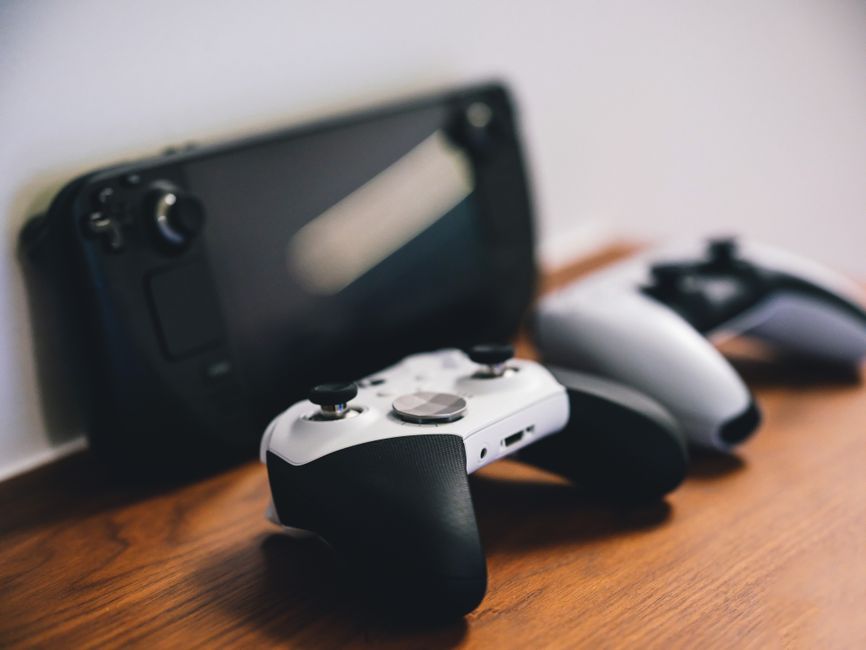 tech entrepreneur game development studio - Ubisoft共同創業者ギユモ氏、飛行機事故で死去 69歳