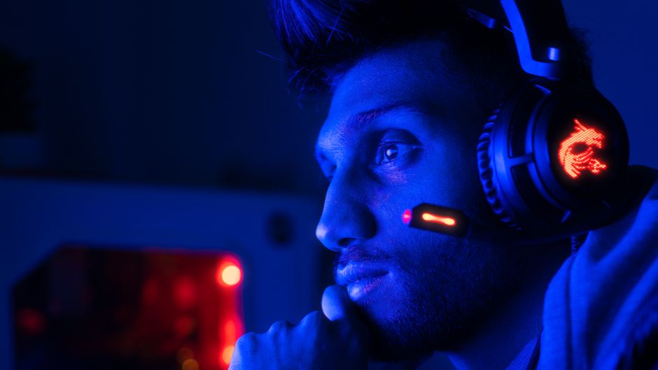 Chinese gamer streamer - 中国人気UP主「敖厂長」が電撃復帰！過去の清算、そして未来は？