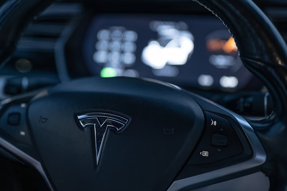 futuristic car cockpit automotive LiDAR - 問界X9、ファーウェイの光技術で未来の移動体験を創造