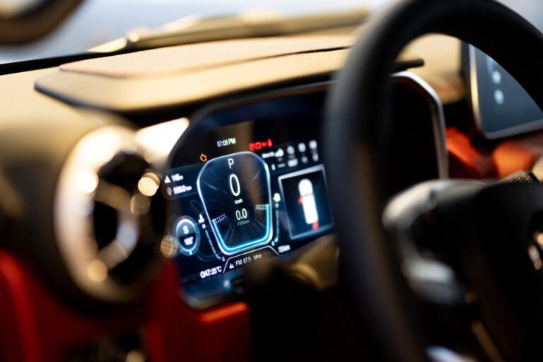 car ADAS display - 東風日産NX8、Momenta運転支援システムが標準に！プロも絶賛する「隠れた名ドライバー」の実力