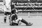 disappointed Japanese football player - 日本、ブラジルに惜敗！W杯ベスト16進出ならず――中国ゲームメディアも注目