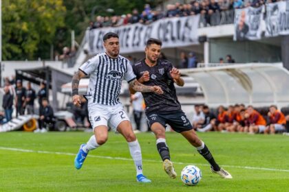 Brazilian football player football player in action - ブラジルW杯GS首位突破！ヴィニシウス躍動、ネイマール復帰