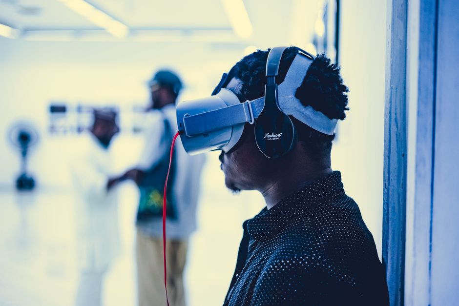 open-ear headphones AI technology - オープンイヤー型ヘッドホン市場が急拡大!AIが新競争軸に