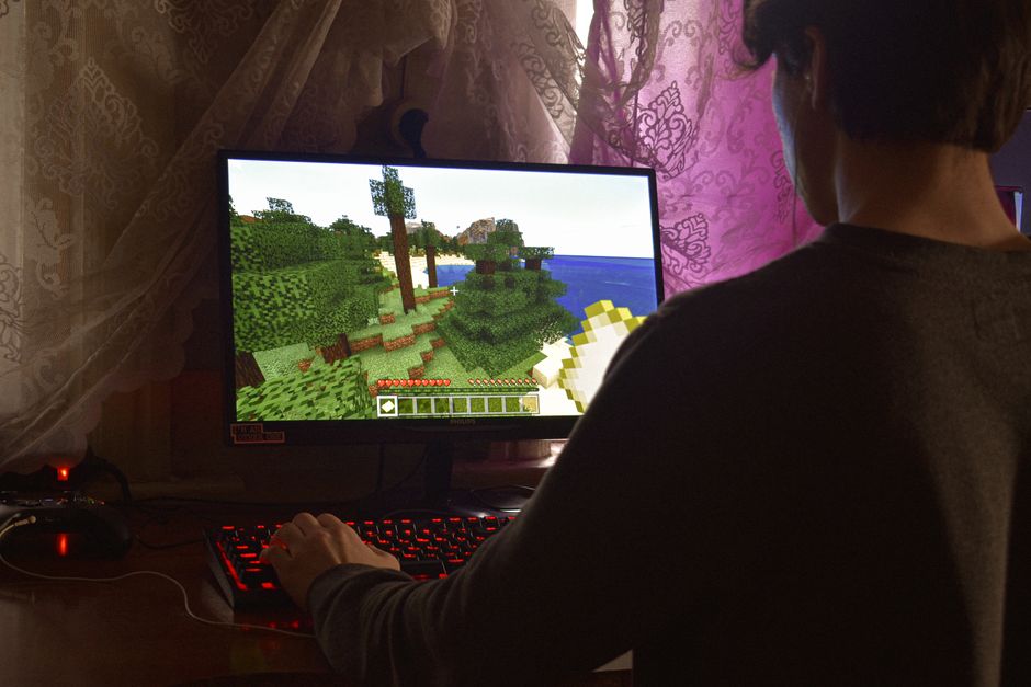 Gaming PC benchmark Disappointed gamer - 新型Steam Machine、ベンチマーク公開で早くも酷評!