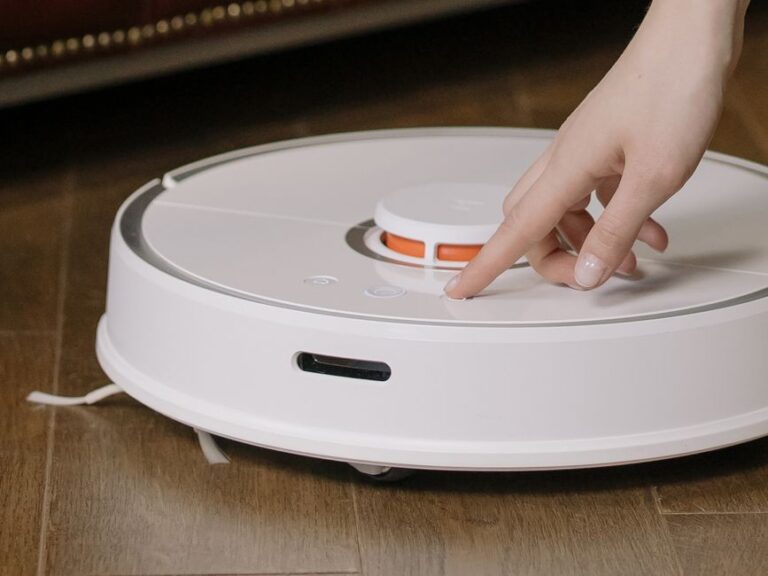 Roborock, robot vacuum mapping - 中国Roborock、新特許でロボット掃除機が「賢く」進化！死角をなくす革新技術とは？