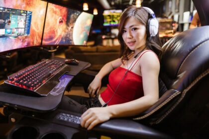 anime game gaming automation - 二次元ゲームの「負担軽減」が代行を激化？中国市場の裏側