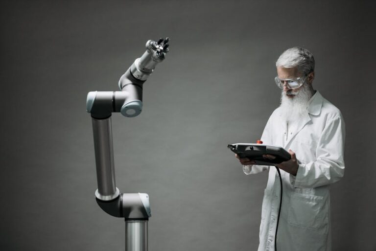 AI scientist tech startup office - AI界のスター科学者、ByteDance Seedを去る：学術と商業の狭間で