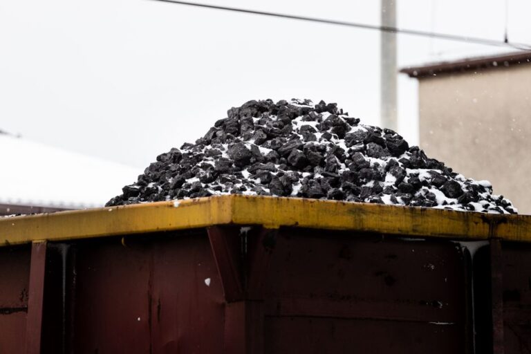 Smart coal train Automated rail logistics - 中国、長距離石炭輸送に新時代到来!スマート積載と環境配慮で地域エネルギーを安定供給