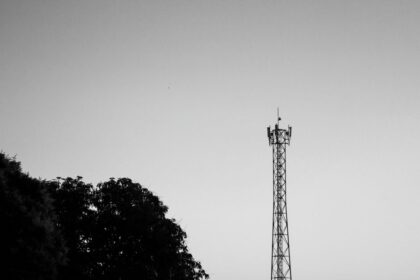 5G network Beijing 5G base station - 中国聯通とファーウェイ、北京で5G-A商用網を展開!アップリンク1Gbpsを実現し新時代へ