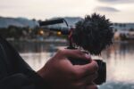 vlogging camera, mirrorless camera - キヤノンR50V:一台で多様な撮影を叶えるAPS-Cミラーレス