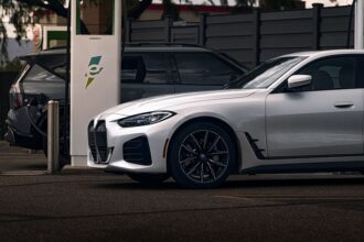 Electric sports car, EV road test - Xiaomi「SU7 Ultra」究極版がスクープ！2000馬力超えEVの全貌