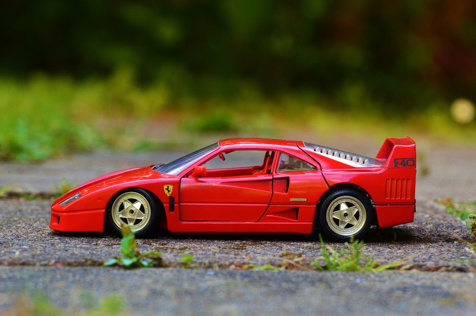Ferrari Fashion model luxury car - AIONモデル、シン・ジェウンが美肌すっぴん＆圧巻スタイル披露！フェラーリ試乗も公開
