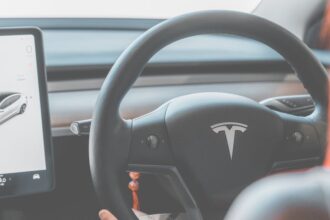 Tesla Model 3 Tesla Model Y - テスラ2026年Q2決算速報：納車台数48万台、Model 3/Yが97%を占める