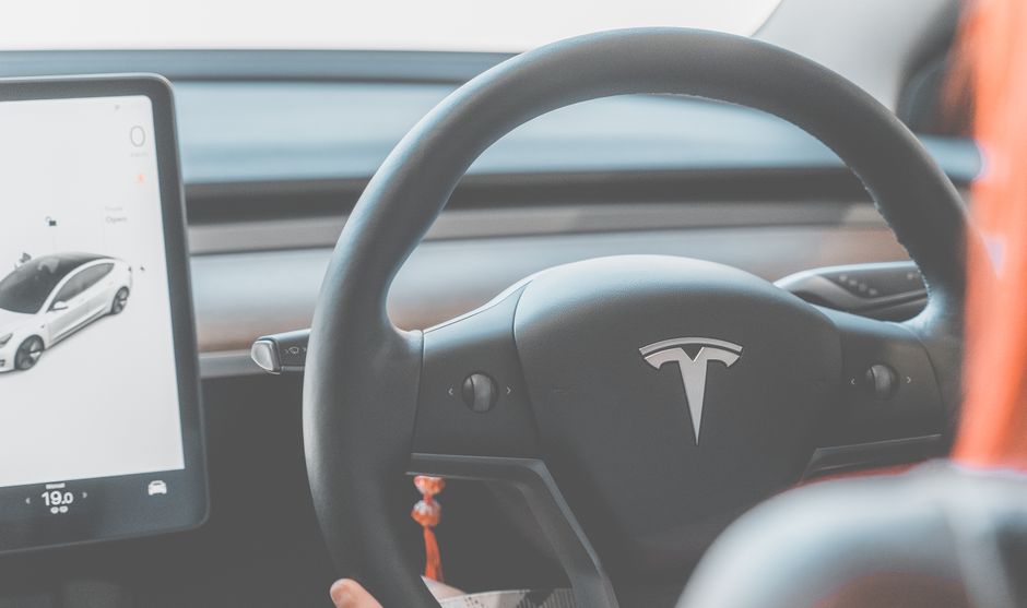 Tesla Model 3 Tesla Model Y - テスラ2026年Q2決算速報：納車台数48万台、Model 3/Yが97%を占める