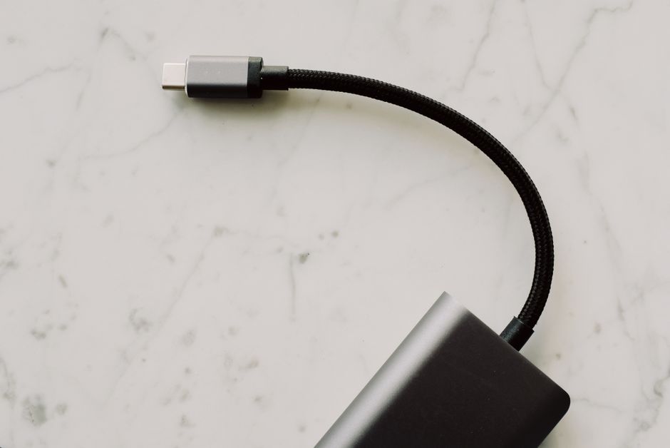 Huawei power bank Fast charging power bank - Huawei 100Wモバイルバッテリーが中国新安全基準を初クリア！多機能と安全性を両立する次世代モデル