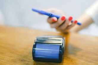 Alipay system failure Frustrated mobile payment user - 中国決済Alipayに障害発生!人気サービス「花唄」返済不能でSNS騒然