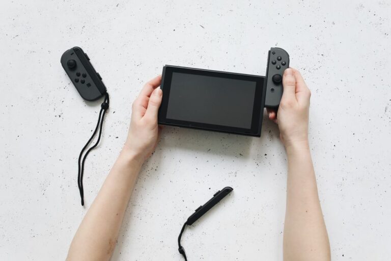Elden Ring game package Nintendo Switch game box - Switch 2版『エルデンリング:褪せ人版』パッケージ流出!キーカード式で50GBか