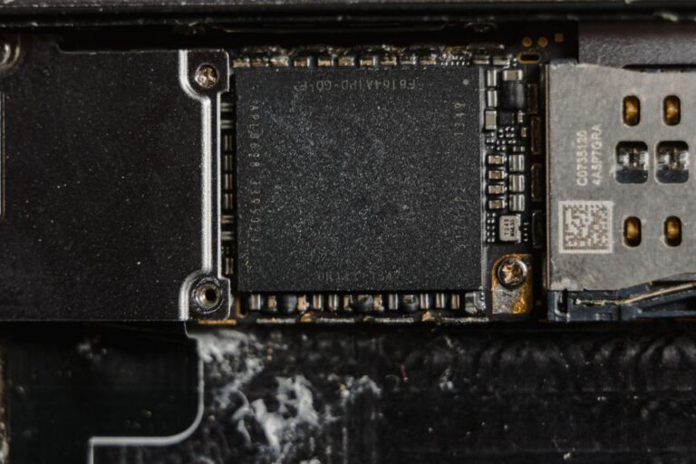 Google Pixel phone, Processor chip - Google Pixel、Linuxカーネル大型刷新で性能激変か？