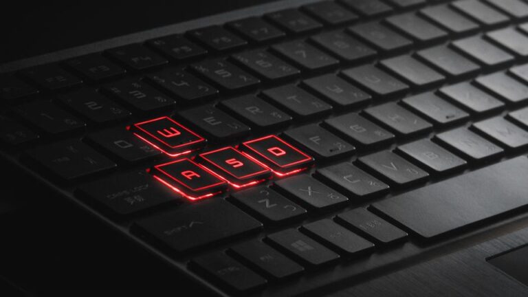 HP OMEN laptop high-end gaming laptop - HP HyperX OMEN Max 16にRTX 5090搭載モデル登場！