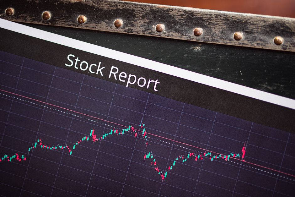 stock market frenzy, gambling stock market - 中国A株市場、「実験用サル」が投機熱点火！非合理な連想が株価を動かす