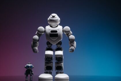 Humanoid AI robot Emotional support robot - 中国UBTECHの感情サポートAIロボット「U1」、稼働時間めぐり物議。企業が反論!