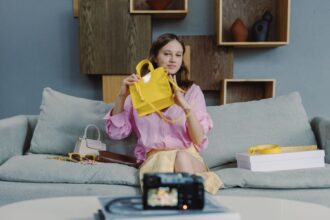 fashion live streaming celebrity fashion marketing - トム・ホランドが火付け役!中国アパレル「Semir」が上海で巻き起こした奇跡