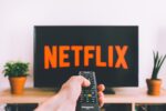 Chinese horror film, Streaming movie interface - 2026年ホラー興行収入王者『痴迷』中国上陸！高評価も内容に一部変更か